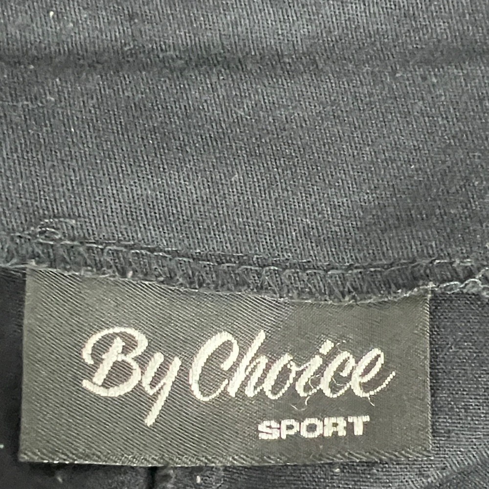 Chic Black Buttoned Maxi Skirt - Picture 3 of 8